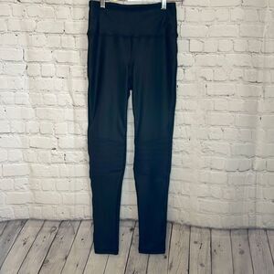 Mono B Women’s Black Leggings Yoga Pants Fitness Athletic Pants size small